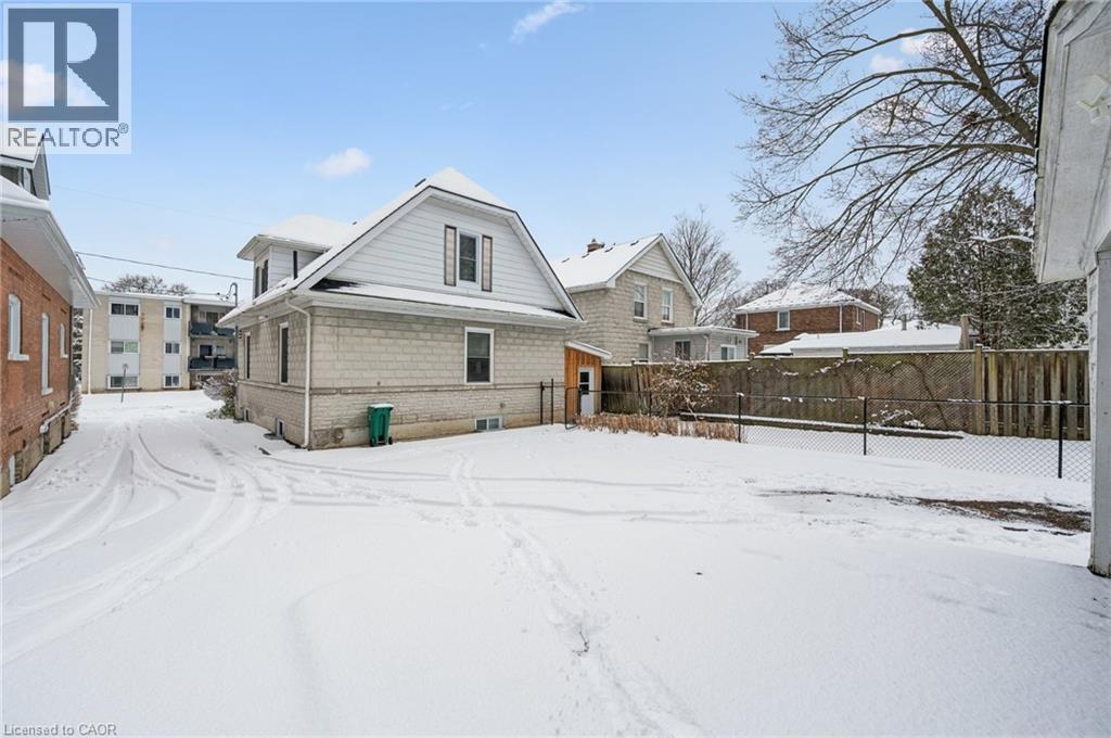 838 Moore Street, Cambridge, Ontario  N3H 3B8 - Photo 35 - 40812317