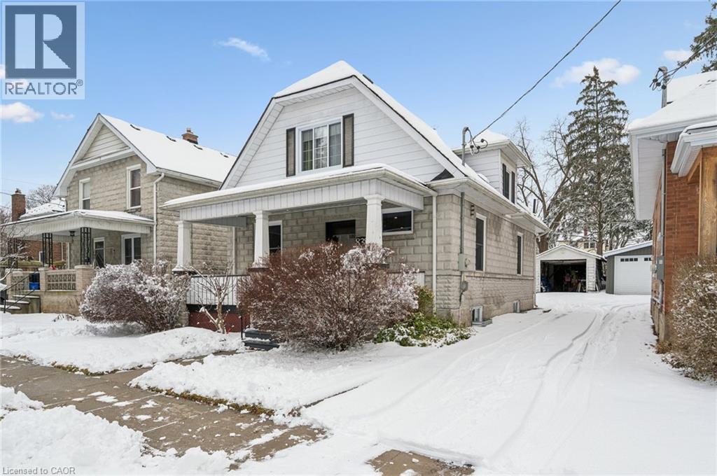 838 Moore Street, Cambridge, Ontario  N3H 3B8 - Photo 2 - 40812317