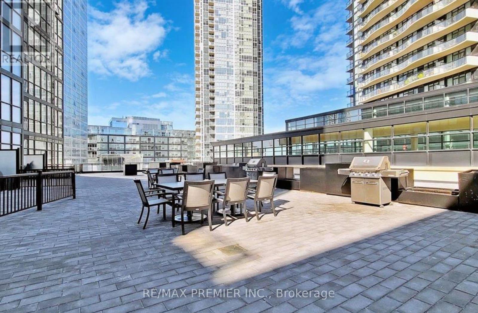 2001 - 2900 Highway 7, Vaughan, Ontario L4K 0G3 - Photo 44 - N12716552