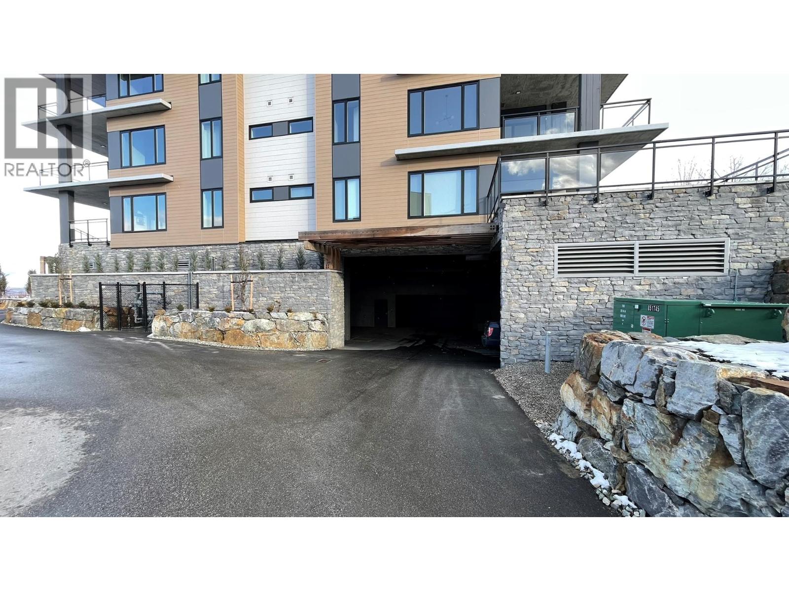 75 Predator Ridge Drive Unit# 107, Vernon, British Columbia  V1H 0B3 - Photo 28 - 10379155