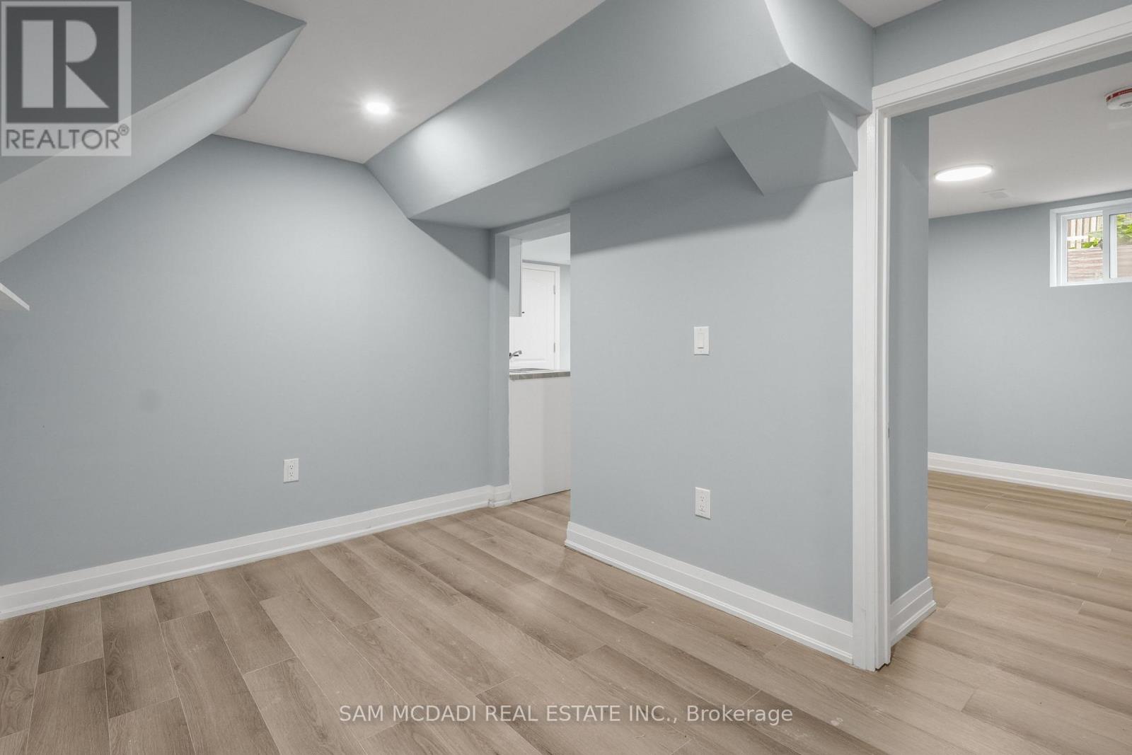 (Unit B) - 1527 Chiddingstone Circle, Mississauga, Ontario  L5M 3P8 - Photo 10 - W12884340