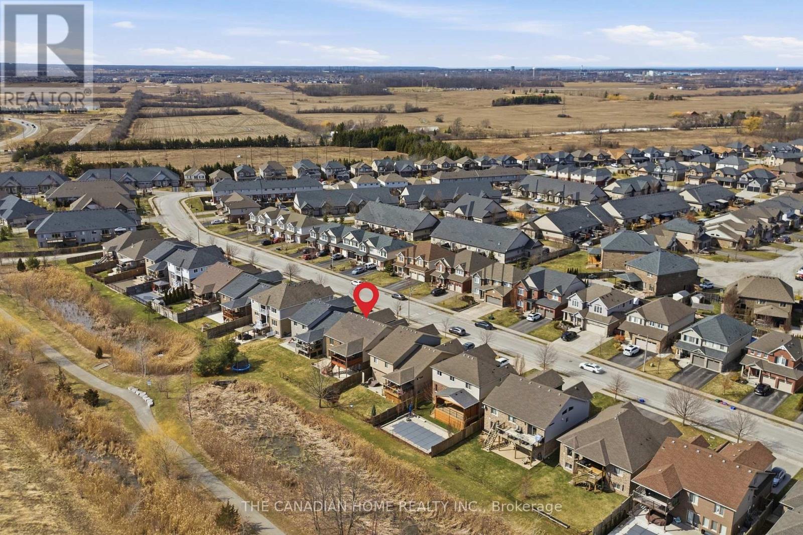 9398 Hendershot Boulevard, Niagara Falls, Ontario  L2H 0E9 - Photo 4 - X12884338