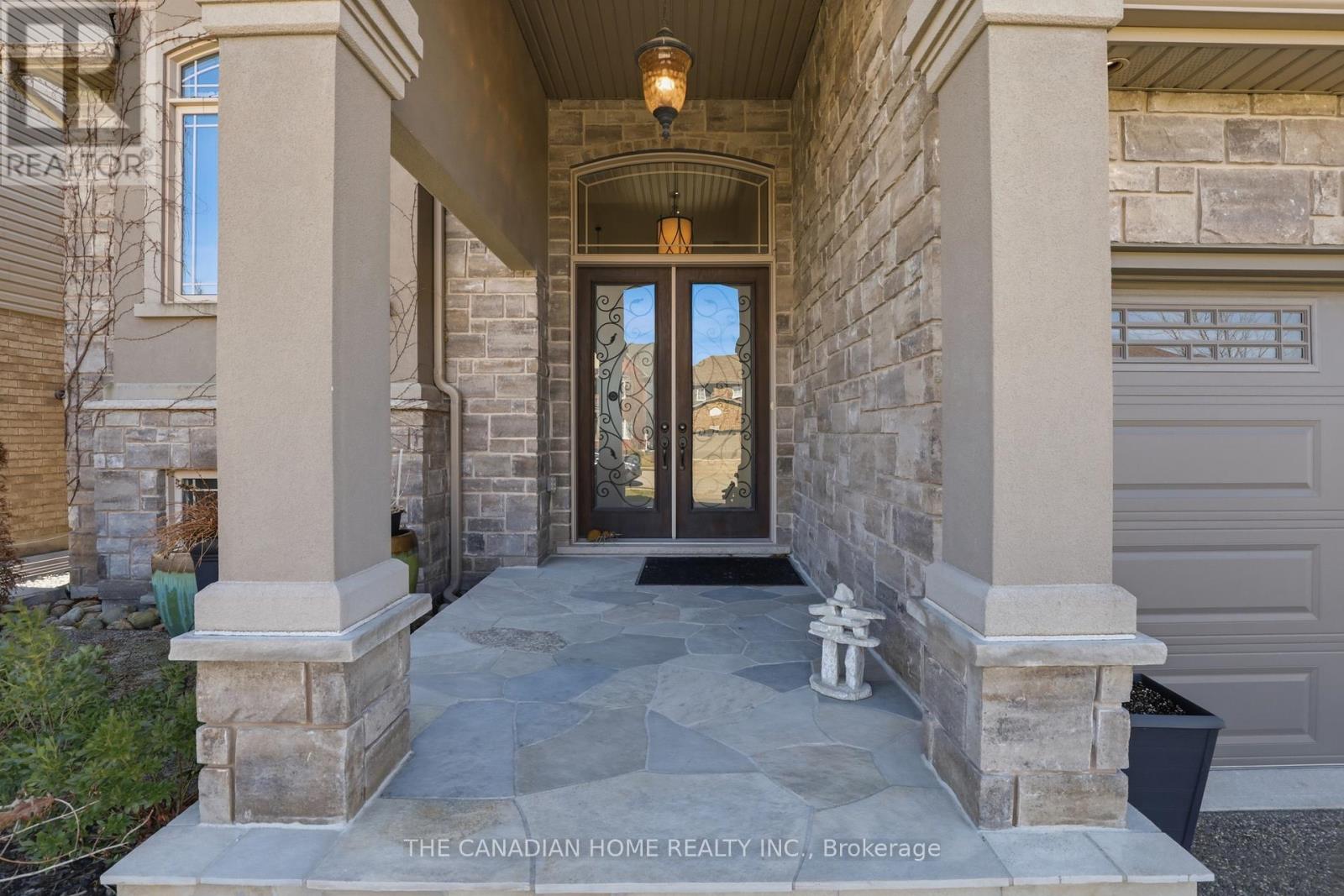 9398 Hendershot Boulevard, Niagara Falls, Ontario  L2H 0E9 - Photo 5 - X12884338