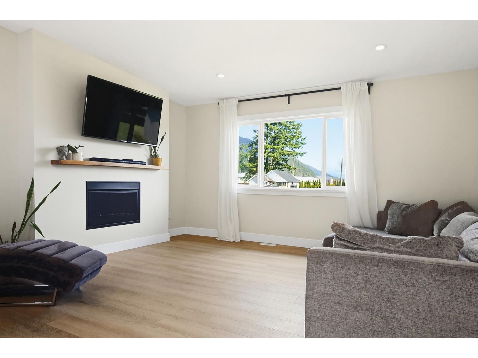 36143 Shore Road, Mission, British Columbia  V2V 4J1 - Photo 11 - R3097636