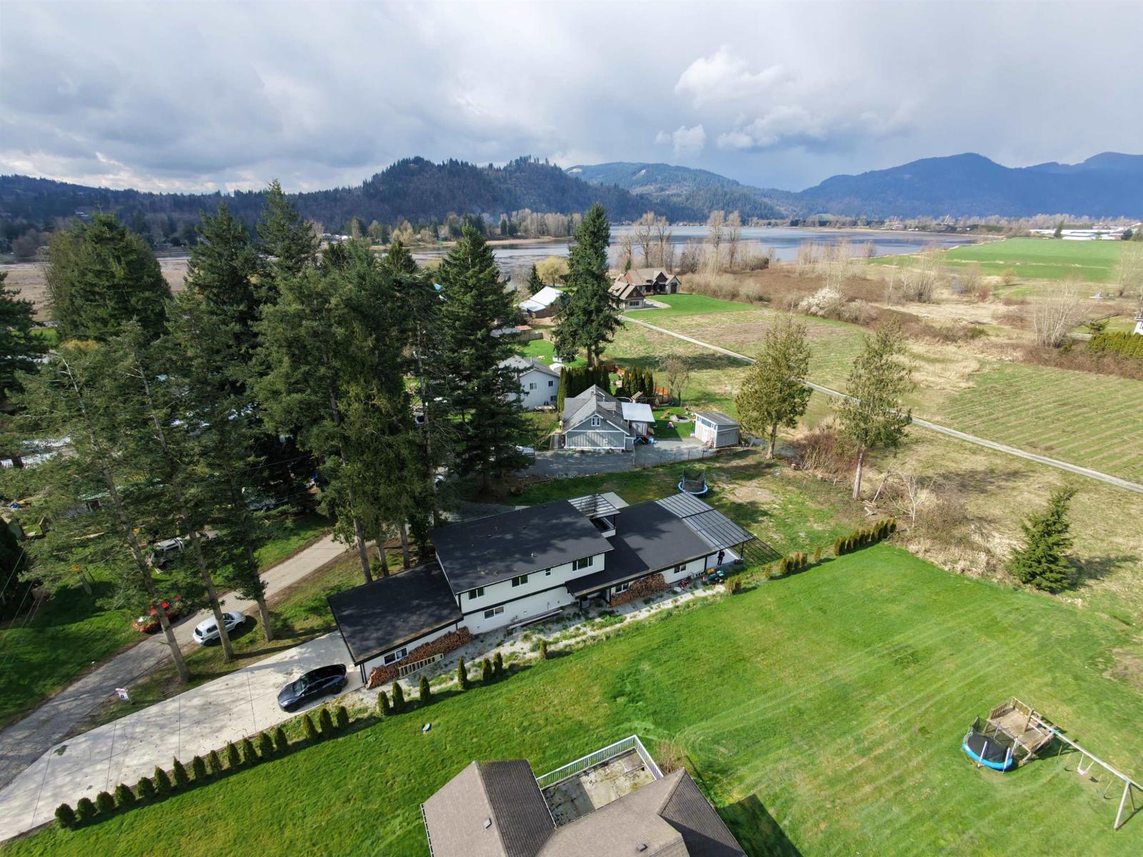 36143 Shore Road, Mission, British Columbia  V2V 4J1 - Photo 36 - R3097636