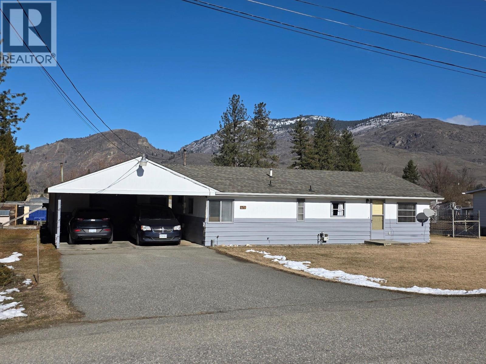 675 JASPER Avenue, Grand Forks, British Columbia