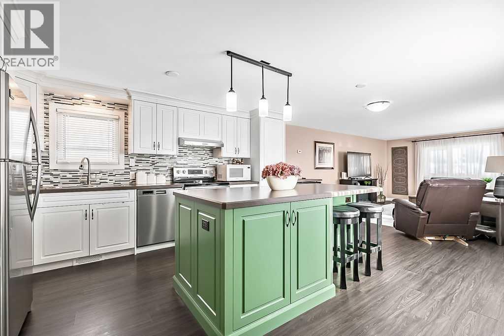 830 Bay Road, Strathmore, Alberta  T1P 1E3 - Photo 2 - A2291054