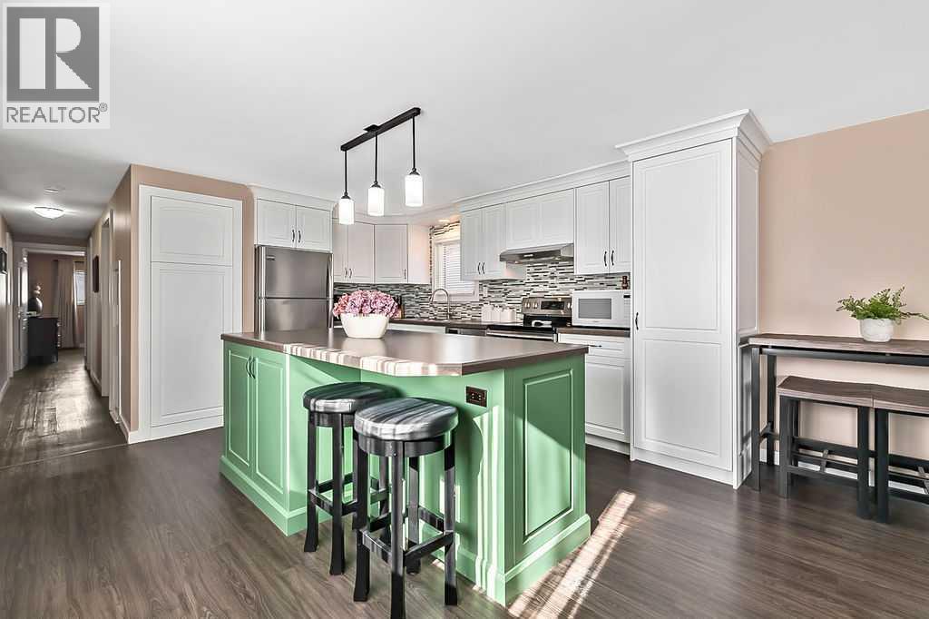 830 Bay Road, Strathmore, Alberta  T1P 1E3 - Photo 3 - A2291054