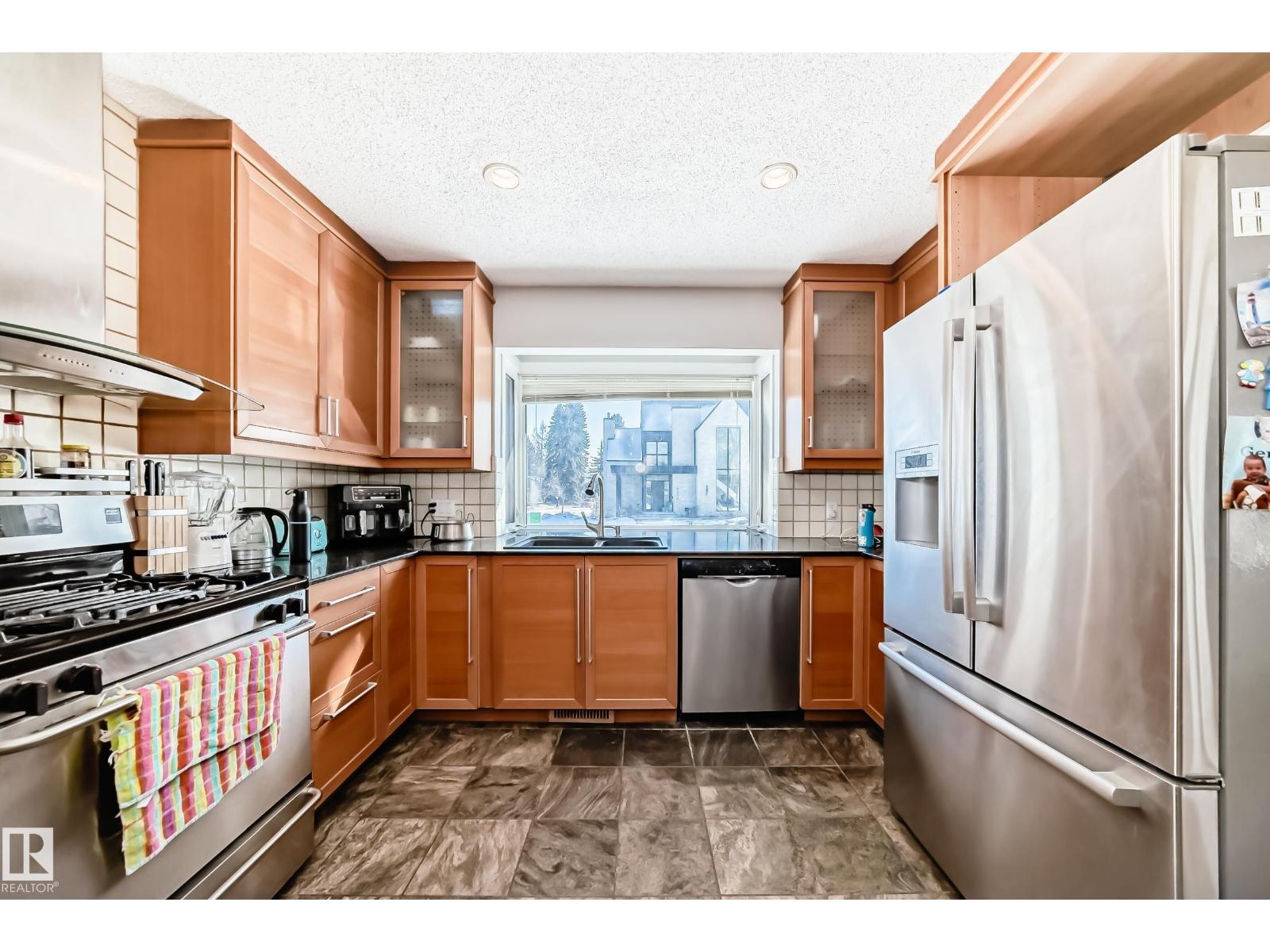 9136 141 St Nw Nw, Edmonton, Alberta  T5R 0L4 - Photo 5 - E4477533