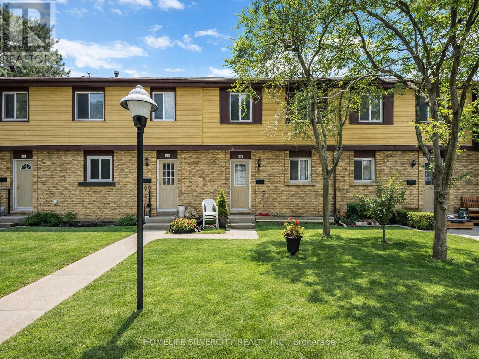 100 - 45 HANSEN ROAD, Brampton, Ontario