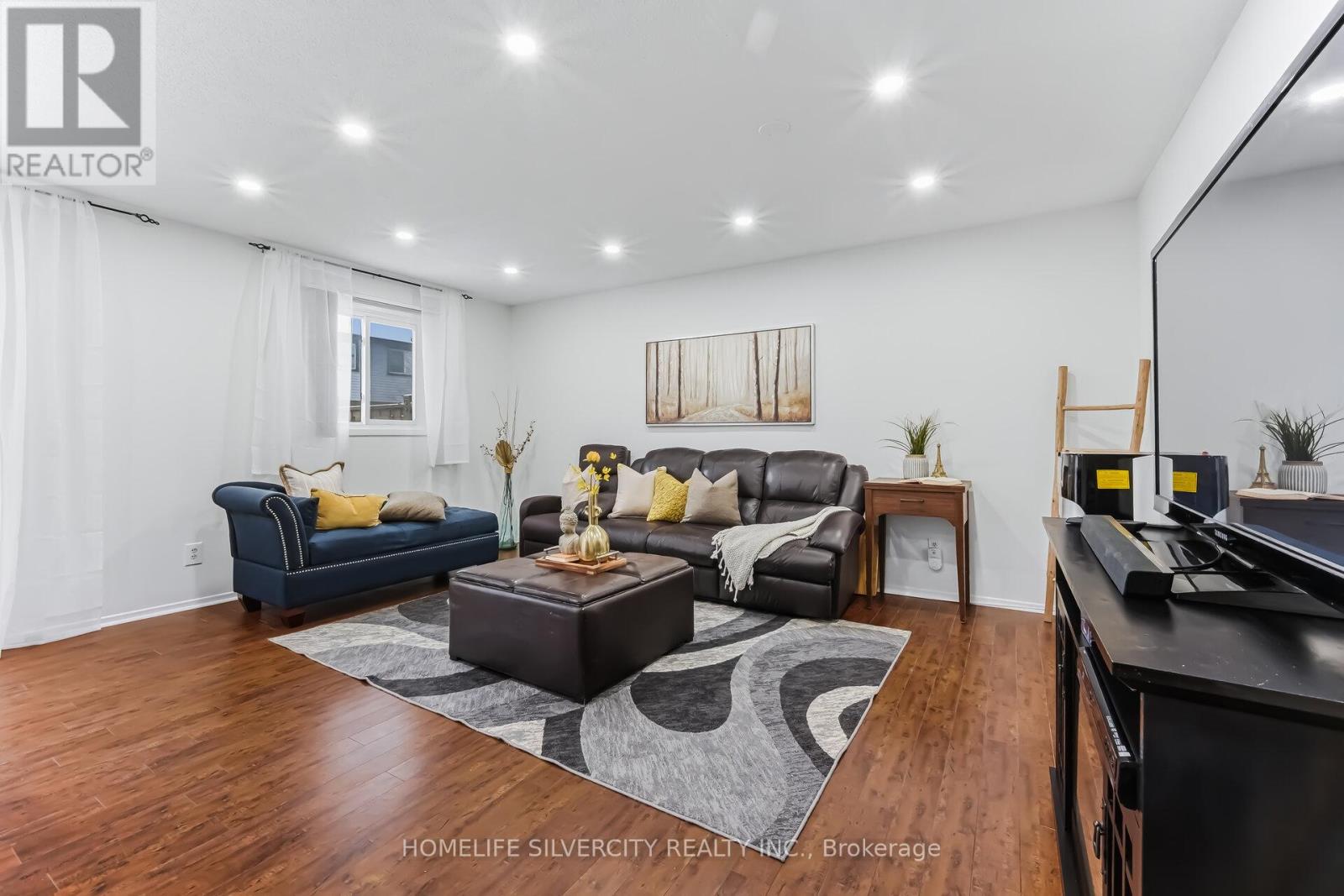 100 - 45 Hansen Road, Brampton, Ontario  L6V 3C5 - Photo 6 - W12884356