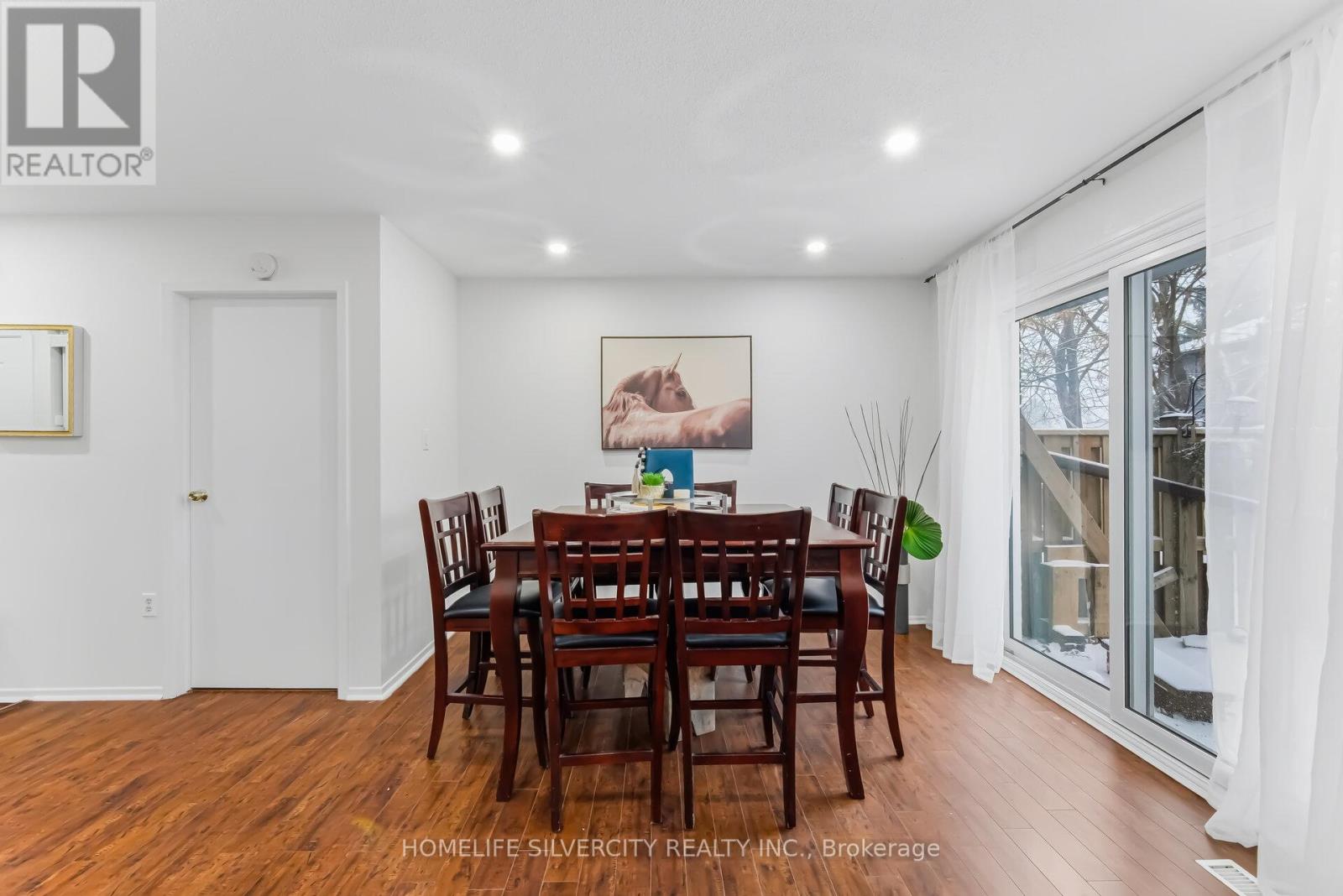 100 - 45 Hansen Road, Brampton, Ontario  L6V 3C5 - Photo 9 - W12884356