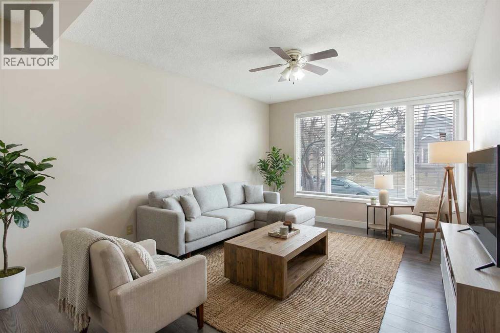 17 Martindale Drive Ne, Calgary, Alberta  T3J 2V7 - Photo 3 - A2291161