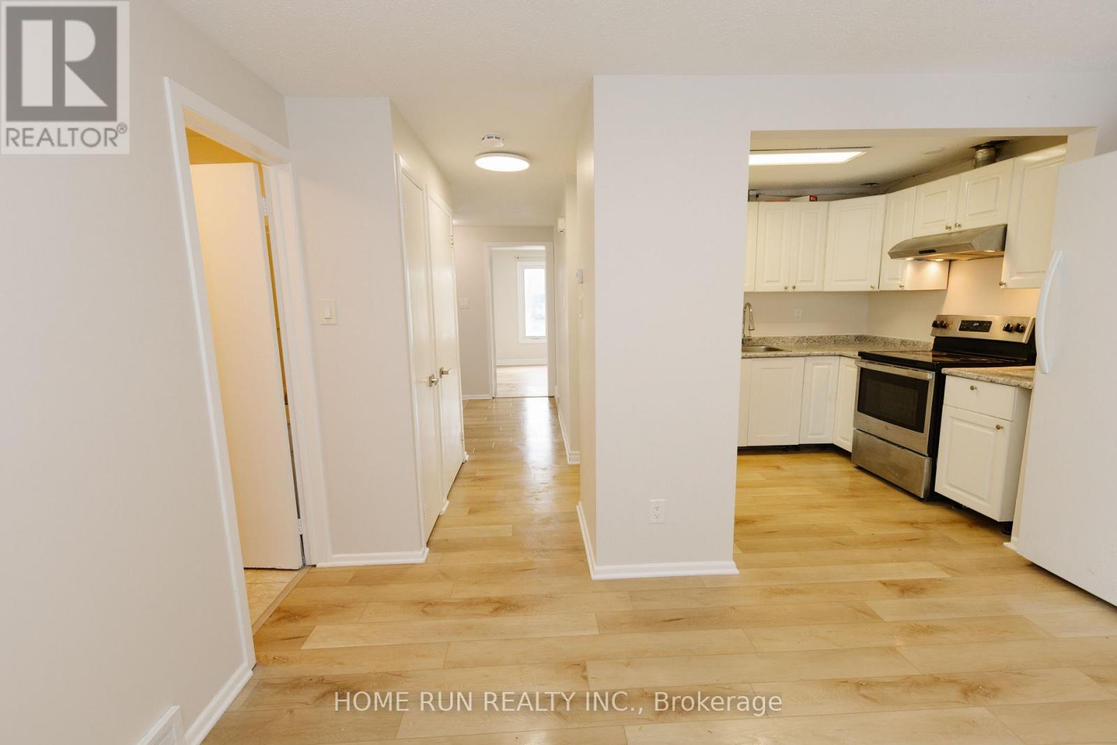 1285 Meadowland Drive, Ottawa, Ontario  K2E 6K4 - Photo 3 - X12884368