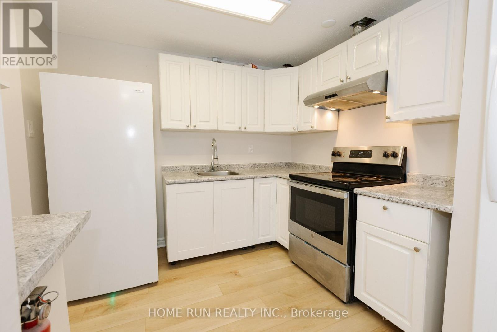 1285 Meadowland Drive, Ottawa, Ontario  K2E 6K4 - Photo 4 - X12884368