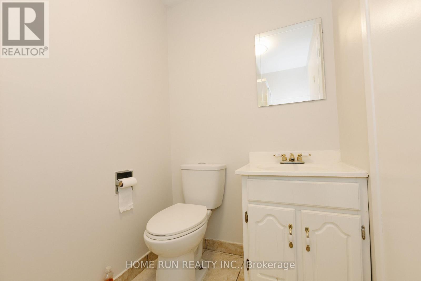 1285 Meadowland Drive, Ottawa, Ontario  K2E 6K4 - Photo 7 - X12884368