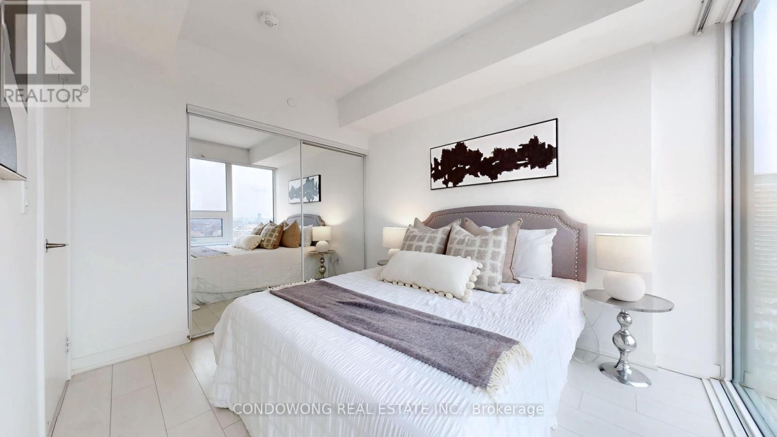 2018 - 19 Western Battery Road, Toronto, Ontario M6K 0E3 - Photo 6 - C12884370