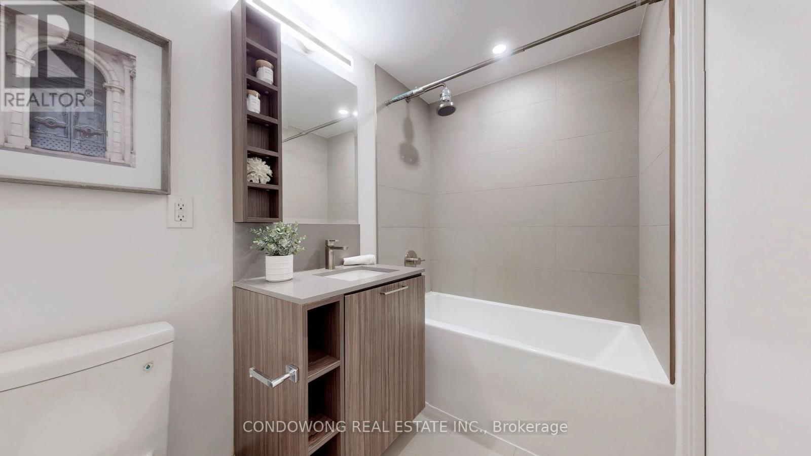 2018 - 19 Western Battery Road, Toronto, Ontario M6K 0E3 - Photo 8 - C12884370