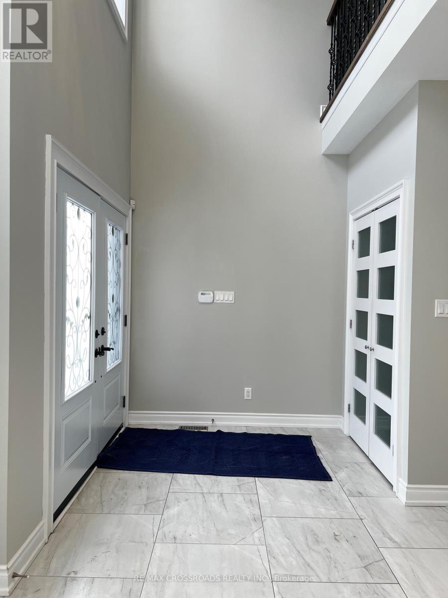 602 Lake Drive S, Georgina, Ontario  L4P 1T5 - Photo 17 - N12884362