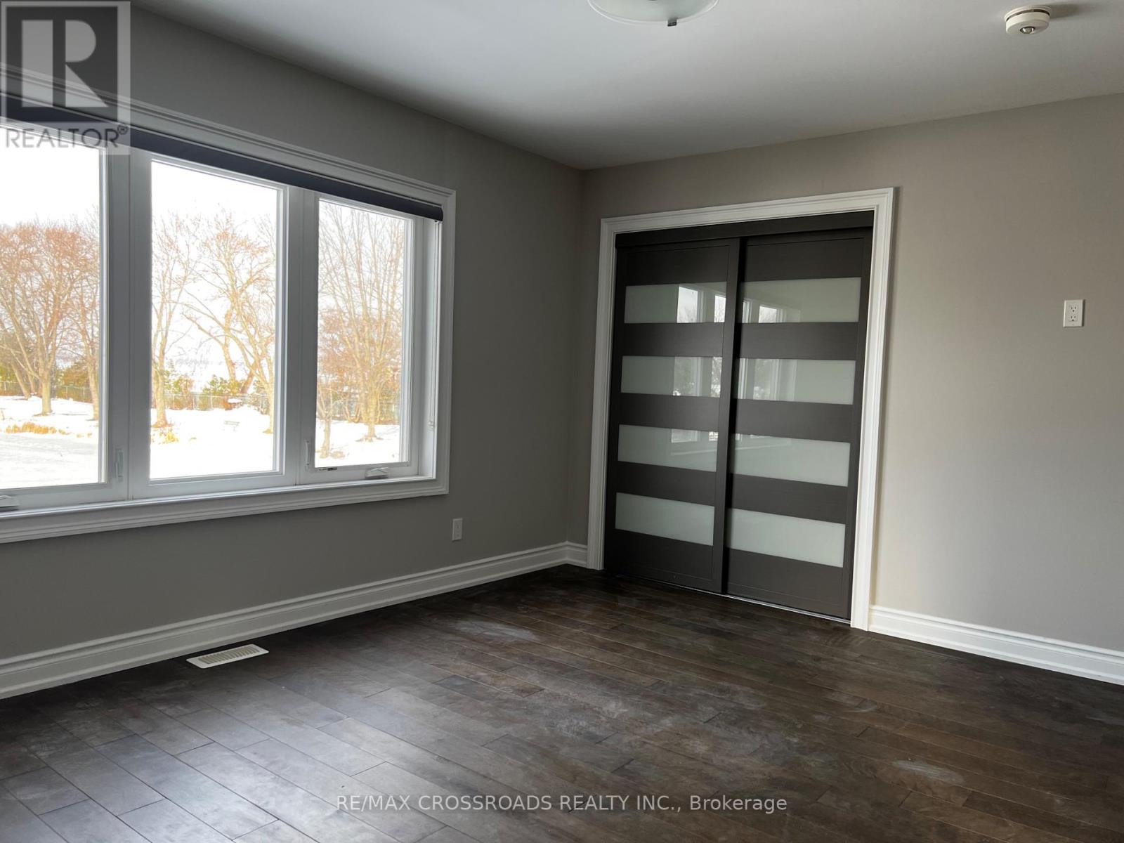 602 Lake Drive S, Georgina, Ontario  L4P 1T5 - Photo 23 - N12884362