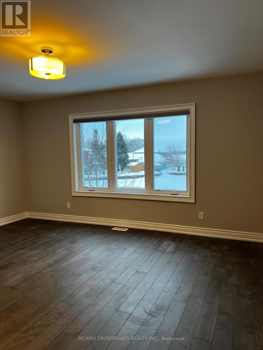 602 Lake Drive S, Georgina, Ontario  L4P 1T5 - Photo 32 - N12884362