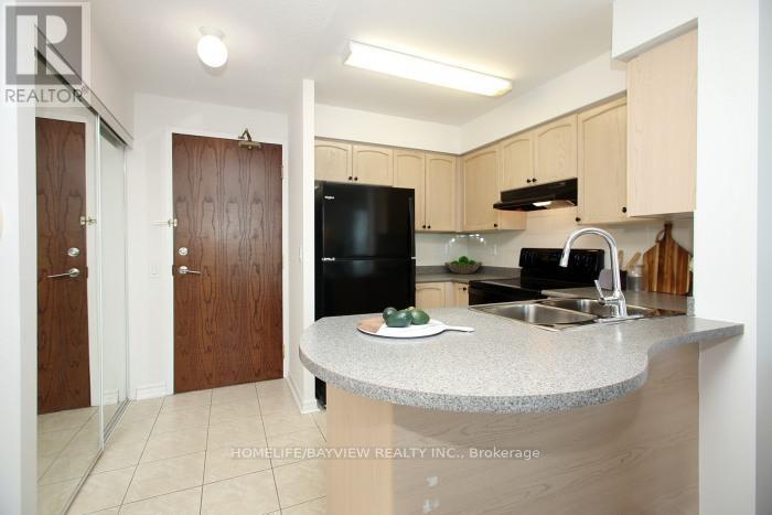 Ph12 - 23 Oneida Crescent, Richmond Hill, Ontario L4B 0A2 - Photo 10 - N12883942