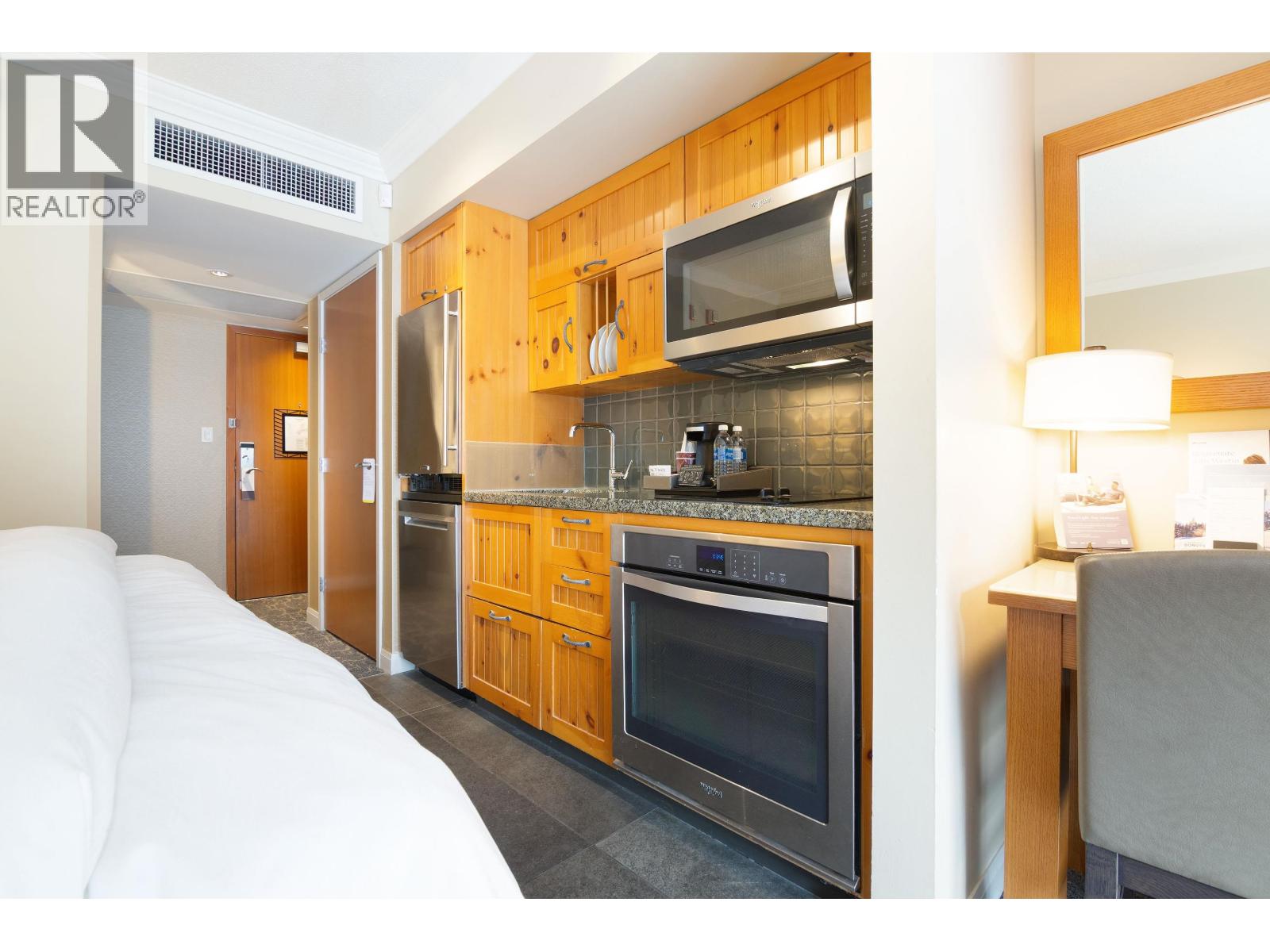 369 4090 Whistler Way, Whistler, British Columbia  V8E 1J3 - Photo 5 - R3099006