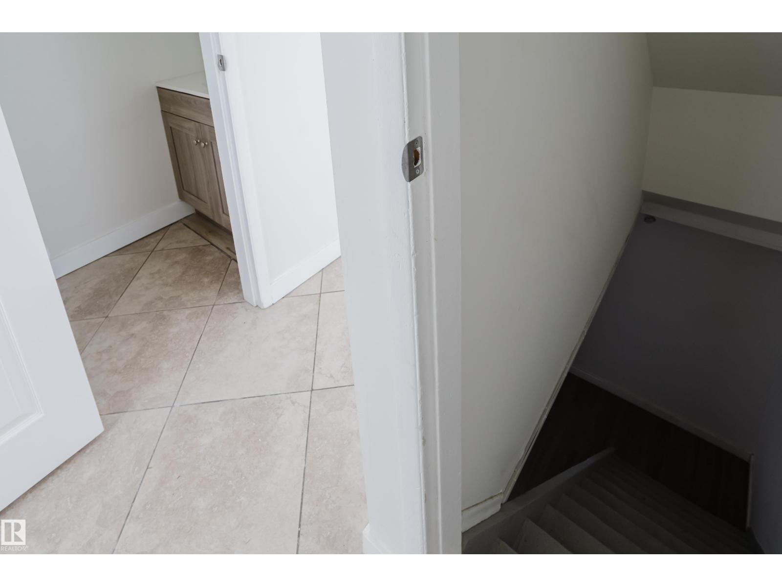 4 Belmead Gardens Gd Nw, Edmonton, Alberta  T5T 1J1 - Photo 13 - E4477573