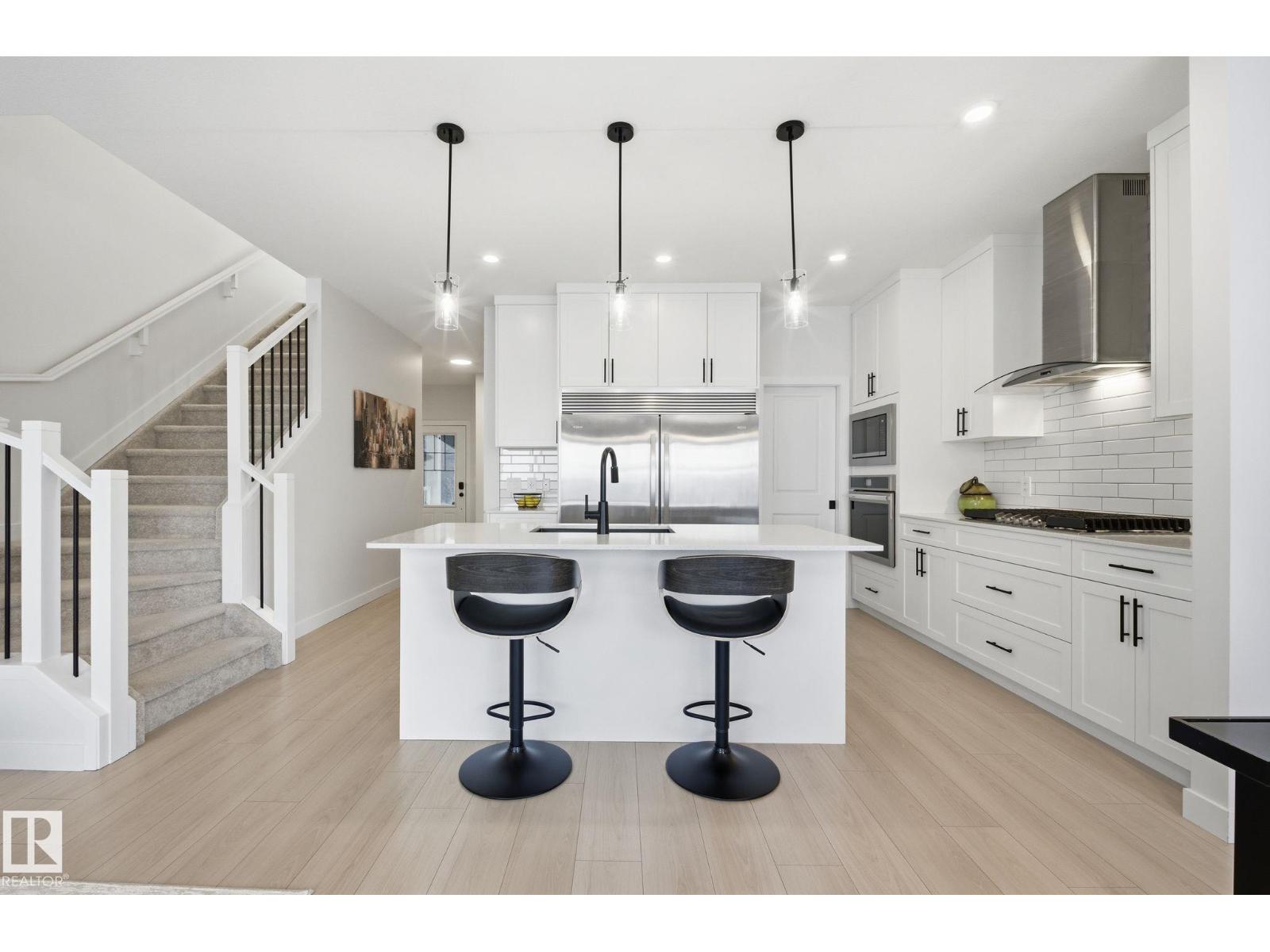 9859 226 ST NW NW, edmonton, Alberta