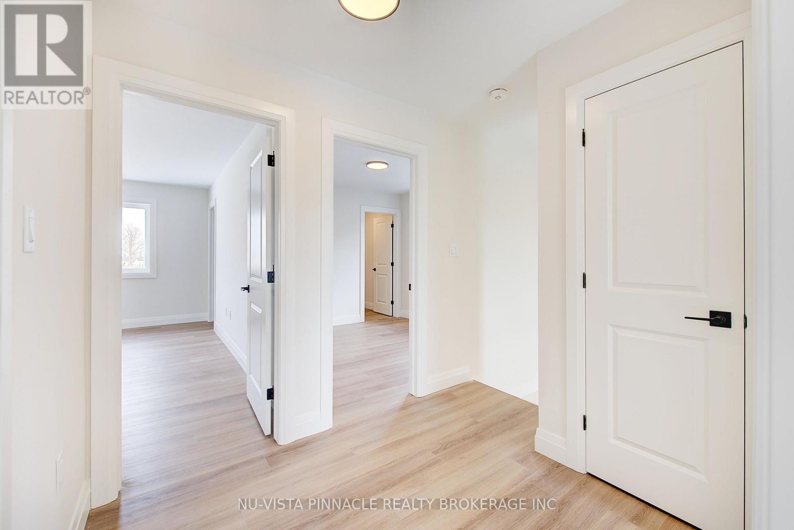 224 Bowman Drive, Middlesex Centre, Ontario N0M 2A0 - Photo 28 - X12884382