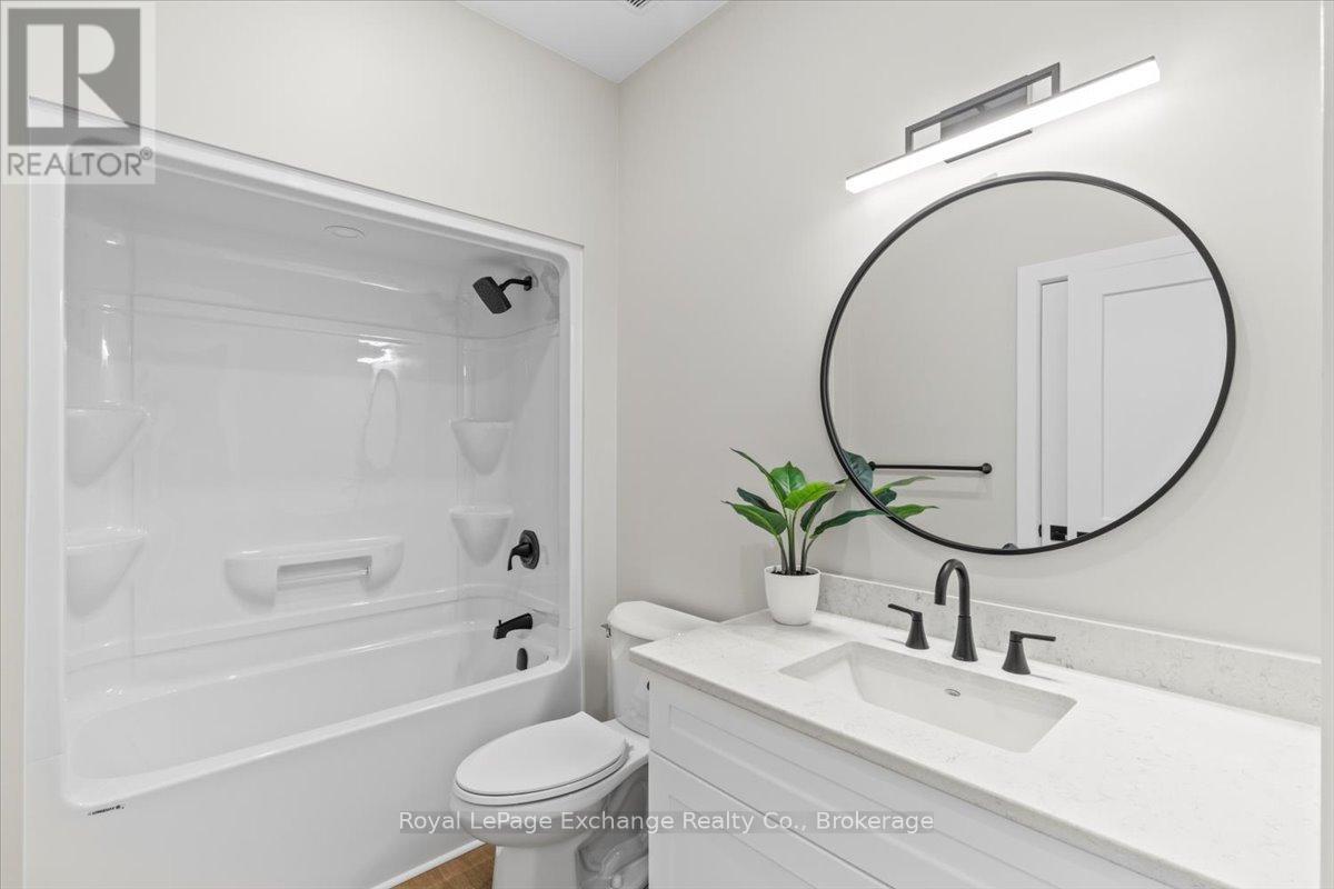 44 - 1071 Waterloo Street N, Saugeen Shores, Ontario N0H 2C6 - Photo 15 - X12499126