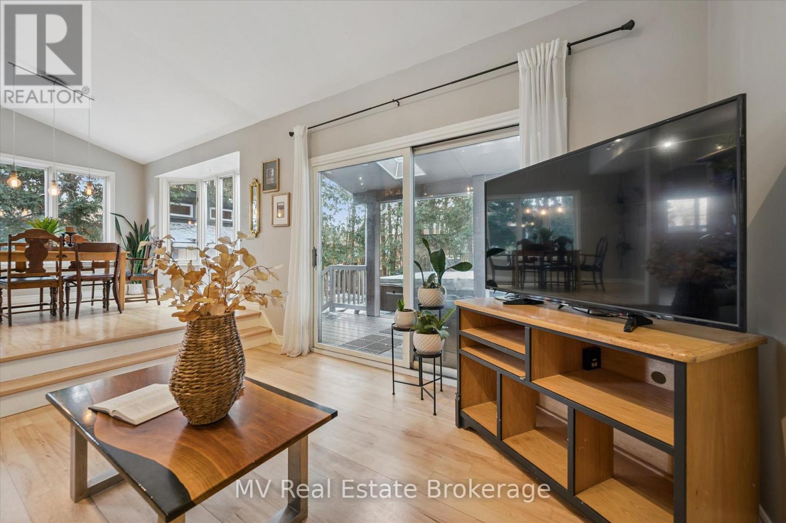 74 Kertland Street, Centre Wellington, Ontario  N0B 1S0 - Photo 23 - X12883846