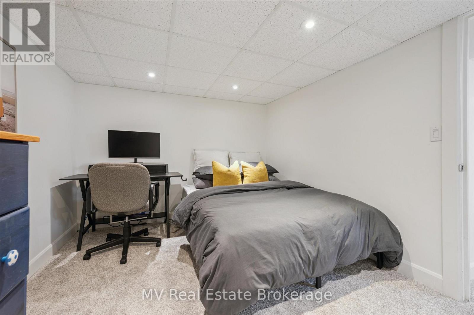 74 Kertland Street, Centre Wellington, Ontario  N0B 1S0 - Photo 32 - X12883846