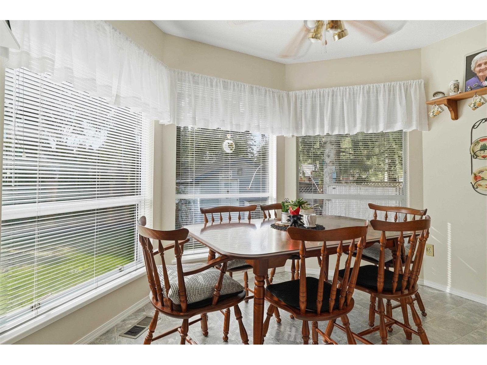 4223 200a Street, Langley, British Columbia  V3A 4S3 - Photo 13 - R3098596