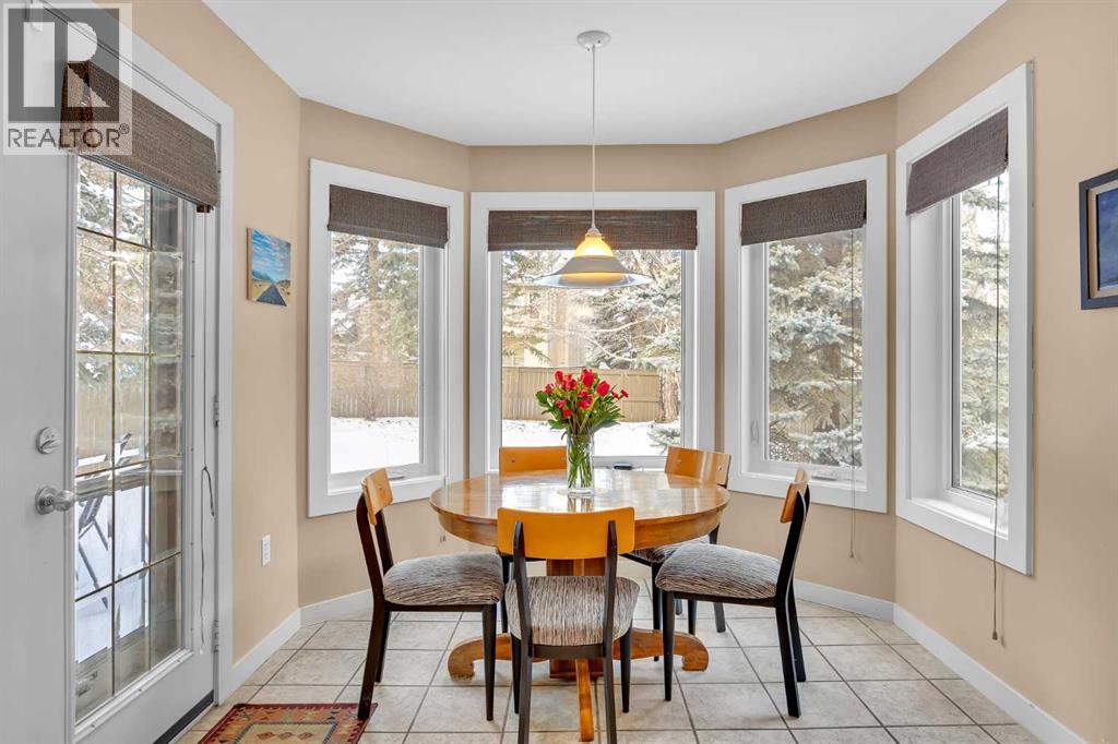 30 Oakmount Court Sw, Calgary, Alberta  T2V 5B7 - Photo 14 - A2292368