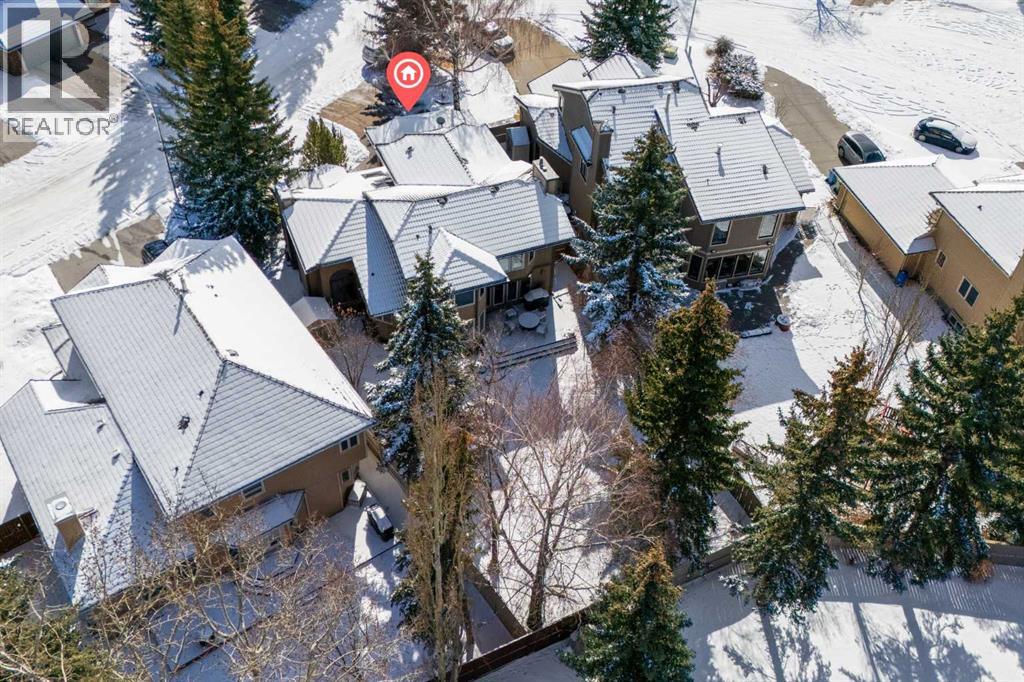 30 Oakmount Court Sw, Calgary, Alberta  T2V 5B7 - Photo 2 - A2292368