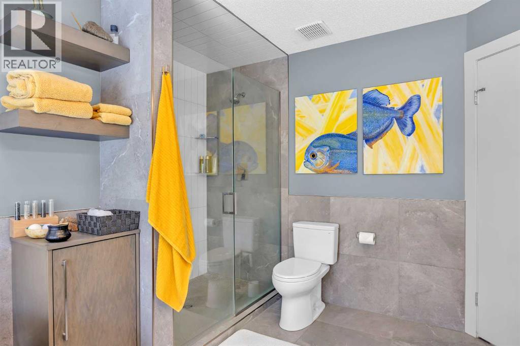 30 Oakmount Court Sw, Calgary, Alberta  T2V 5B7 - Photo 31 - A2292368