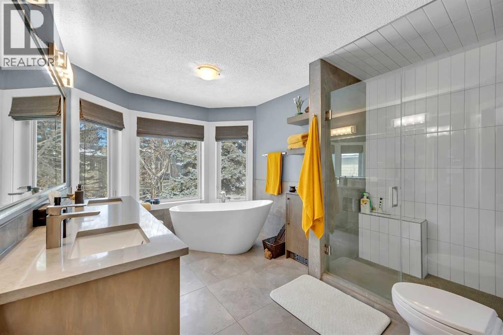 30 Oakmount Court Sw, Calgary, Alberta  T2V 5B7 - Photo 29 - A2292368