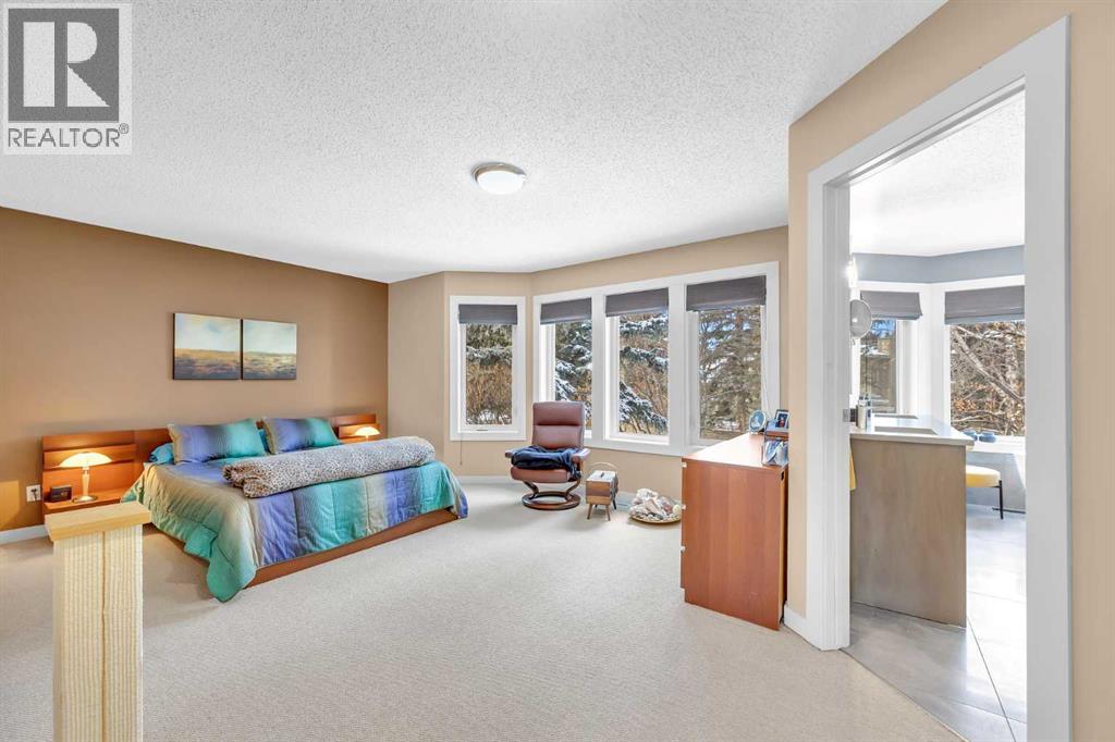 30 Oakmount Court Sw, Calgary, Alberta  T2V 5B7 - Photo 24 - A2292368