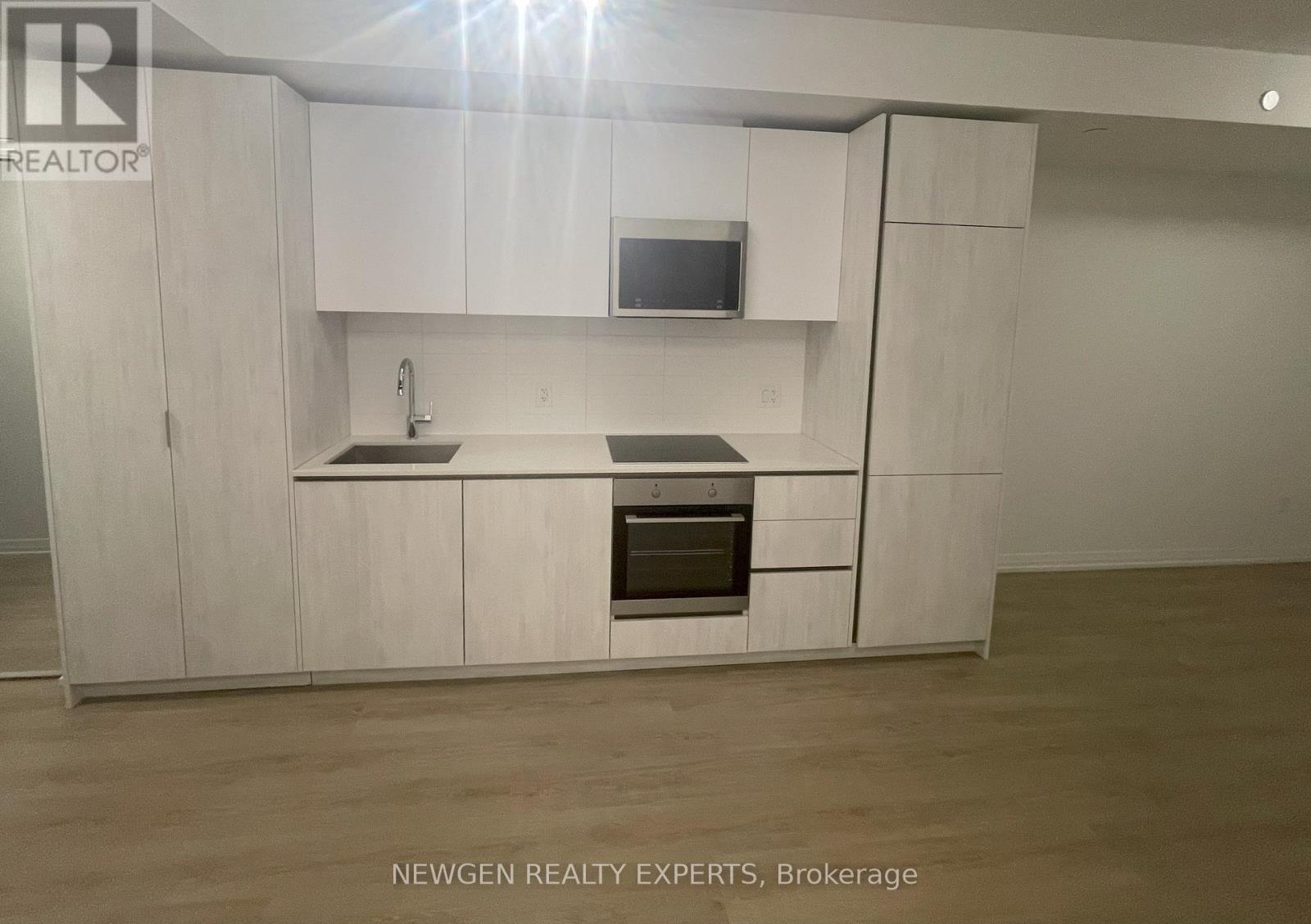 4022 - 28 Widmer Street, Toronto, Ontario M5V 0T2 - Photo 3 - C12792872