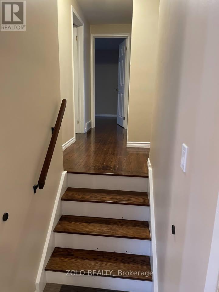 UPPER - 3 OLD YORK CRESCENT, Kitchener, Ontario