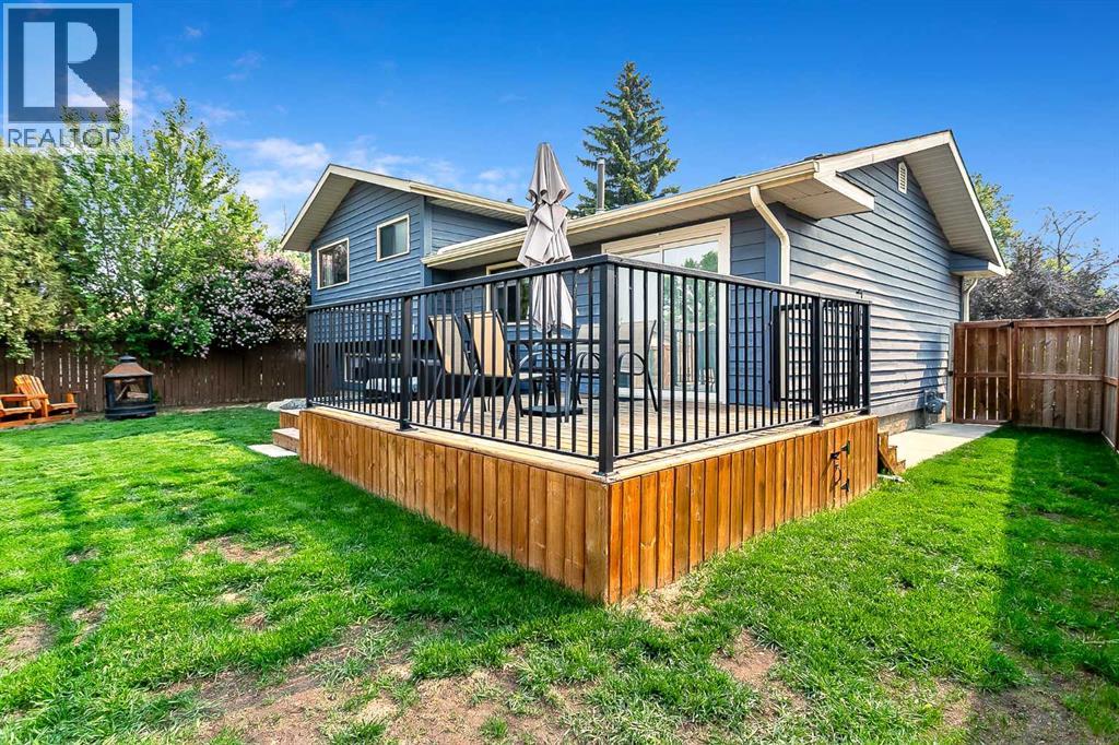 188 Suncrest Way Se, Calgary, Alberta  T2X 1W4 - Photo 35 - A2293394