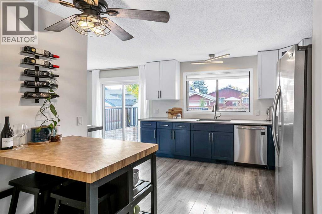 188 Suncrest Way Se, Calgary, Alberta  T2X 1W4 - Photo 19 - A2293394