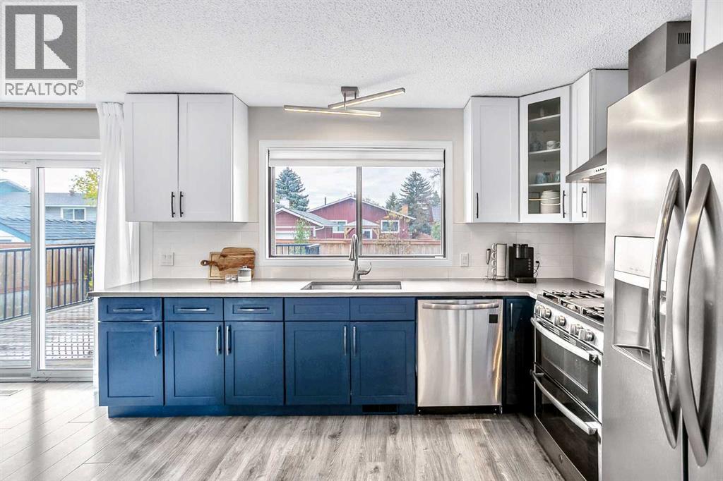 188 Suncrest Way Se, Calgary, Alberta  T2X 1W4 - Photo 15 - A2293394