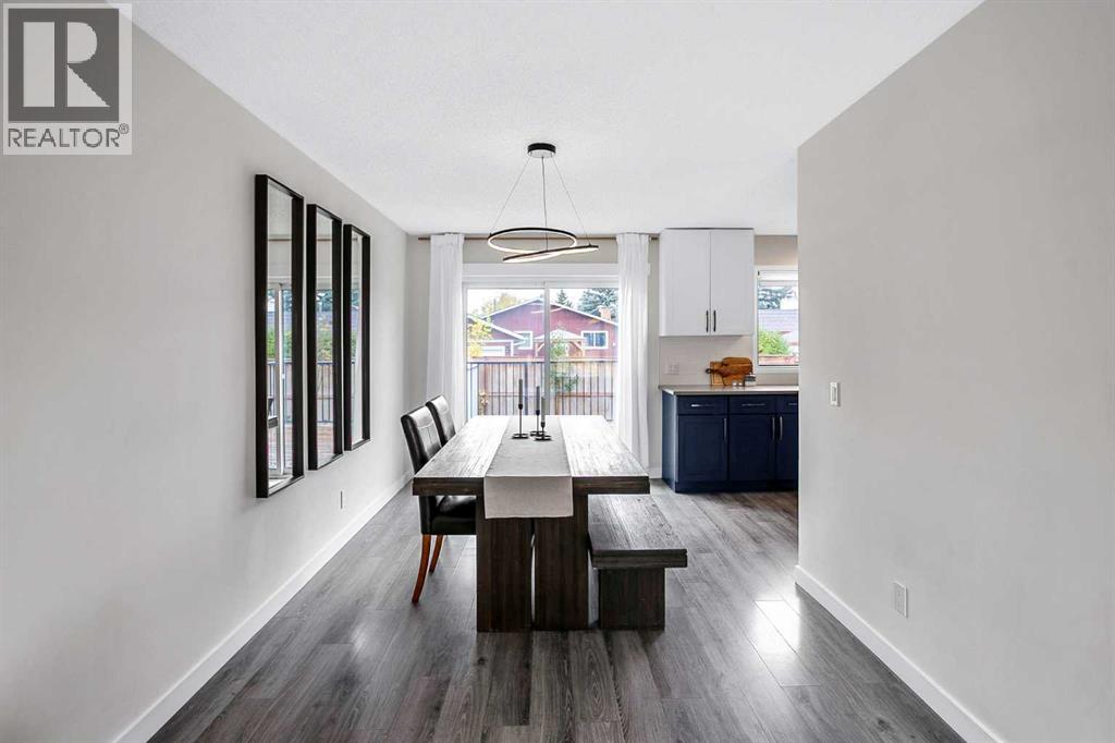 188 Suncrest Way Se, Calgary, Alberta  T2X 1W4 - Photo 9 - A2293394