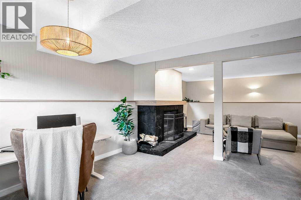 188 Suncrest Way Se, Calgary, Alberta  T2X 1W4 - Photo 30 - A2293394