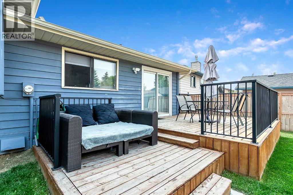 188 Suncrest Way Se, Calgary, Alberta  T2X 1W4 - Photo 40 - A2293394