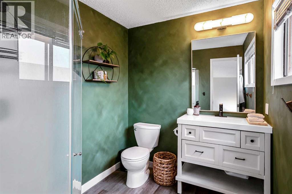 188 Suncrest Way Se, Calgary, Alberta  T2X 1W4 - Photo 22 - A2293394