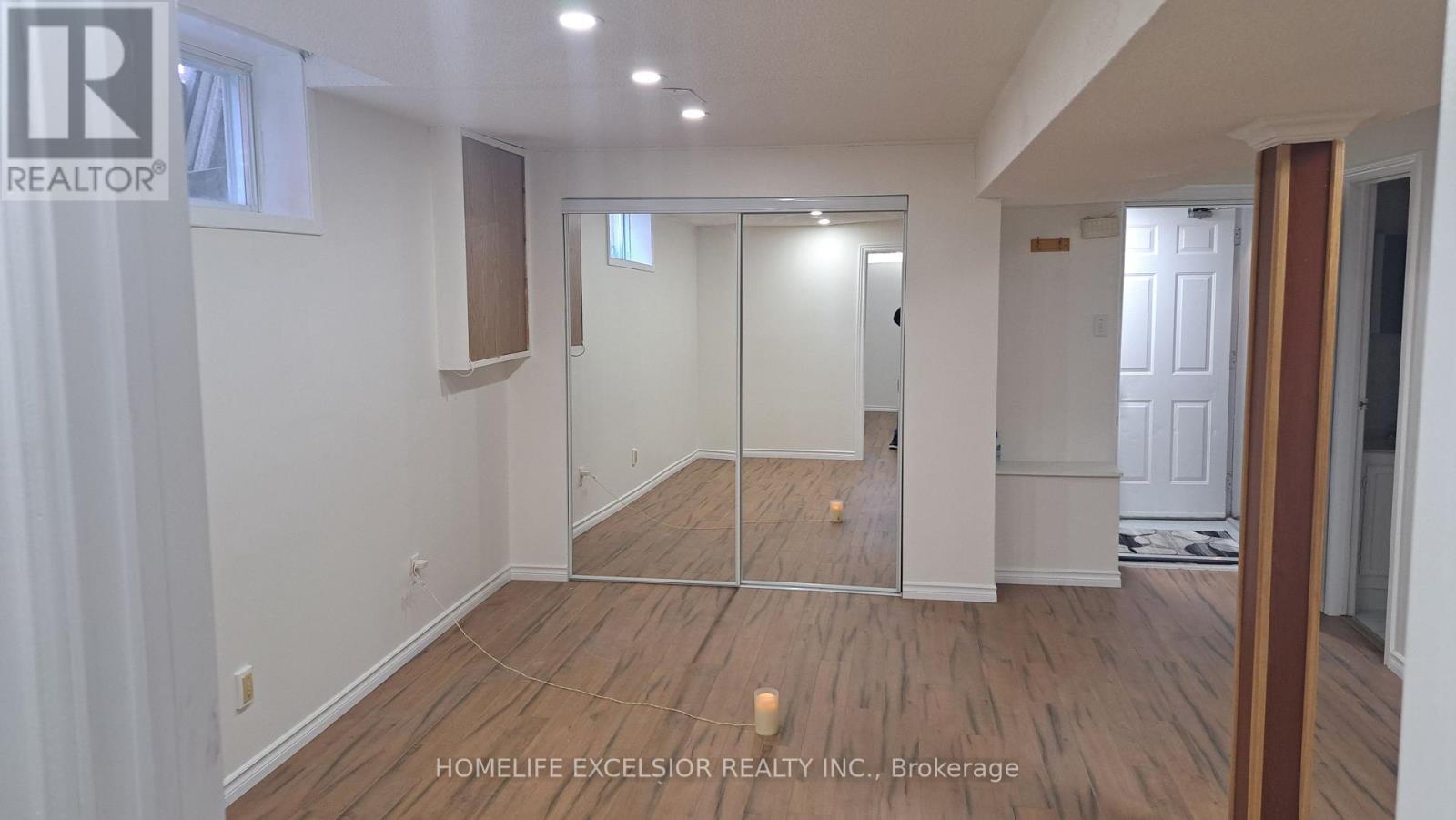 8 Sherringham St Drive, Brampton, Ontario  L6Z 2P5 - Photo 6 - W12872956