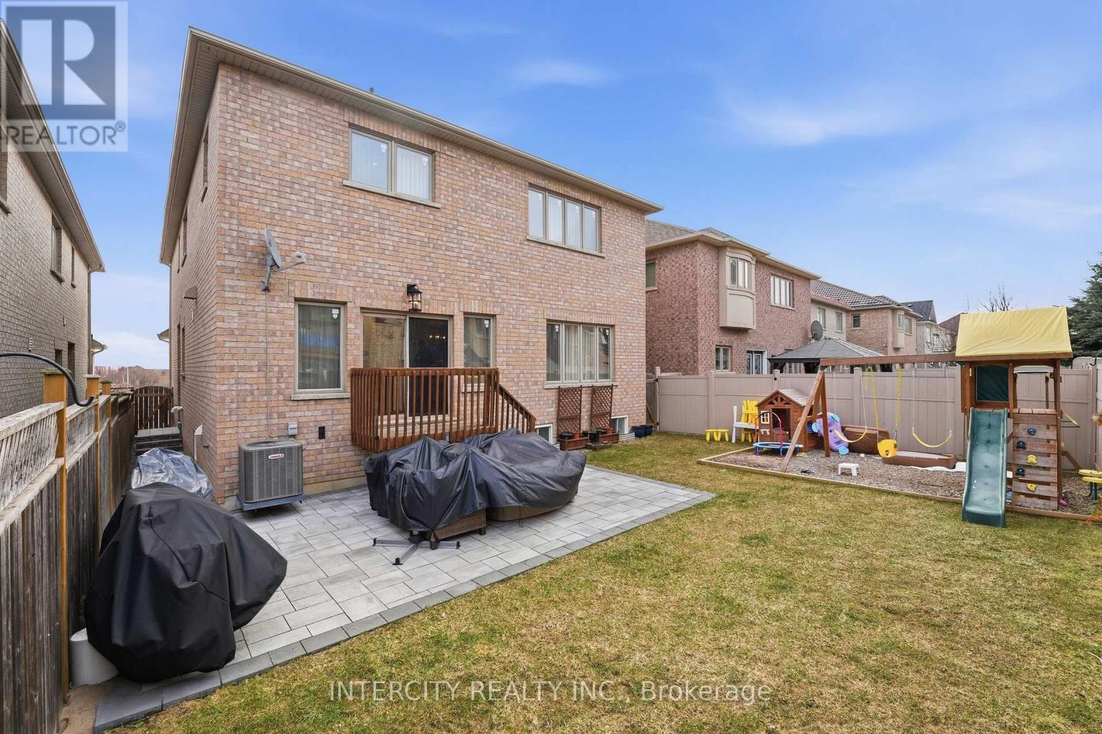 568 Grand Trunk Avenue, Vaughan, Ontario  L6A 0R4 - Photo 36 - N12884160